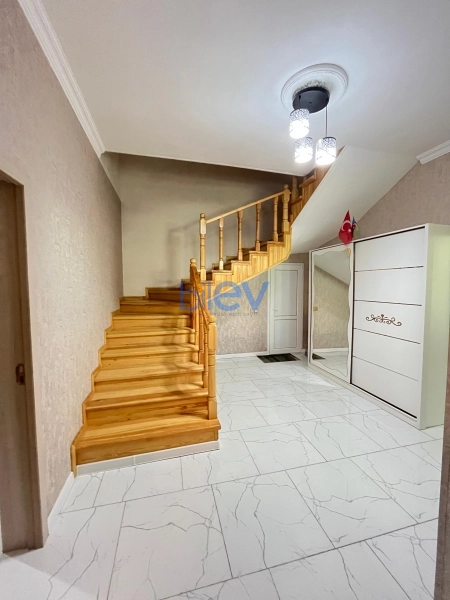 Satış 5 otaqlı Həyət evi  300m², Bakı