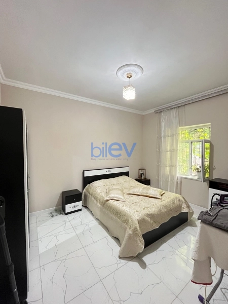 Satış 5 otaqlı Həyət evi  300m², Bakı