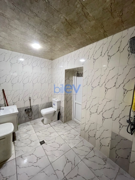 Satış 5 otaqlı Həyət evi  300m², Bakı