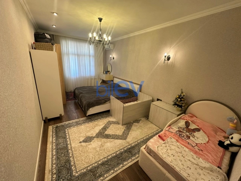 Satış 2 otaqlı Yeni Tikili bina evi  80m², Bakı