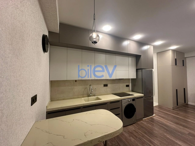 Satış 2 otaqlı Yeni Tikili bina evi  80m², Bakı