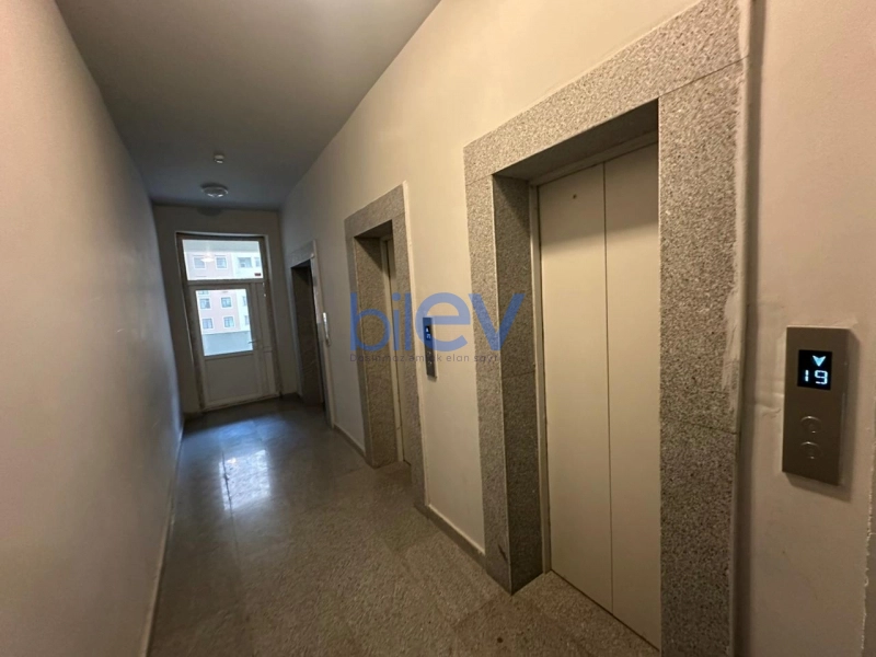 Satış 2 otaqlı Yeni Tikili bina evi  80m², Bakı