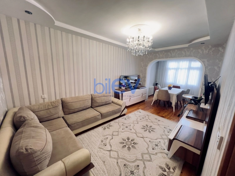 Satış 4 otaqlı Köhnə Tikili bina evi  110m², Bakı