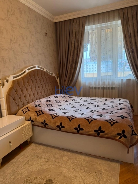 Satış 2 otaqlı Yeni Tikili bina evi  94m², Bakı