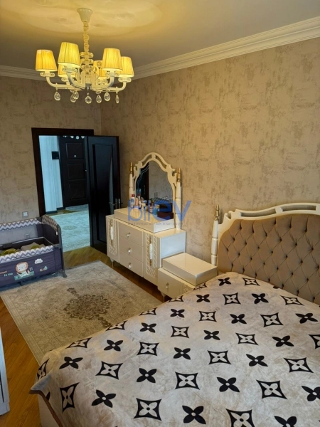 Satış 2 otaqlı Yeni Tikili bina evi  94m², Bakı
