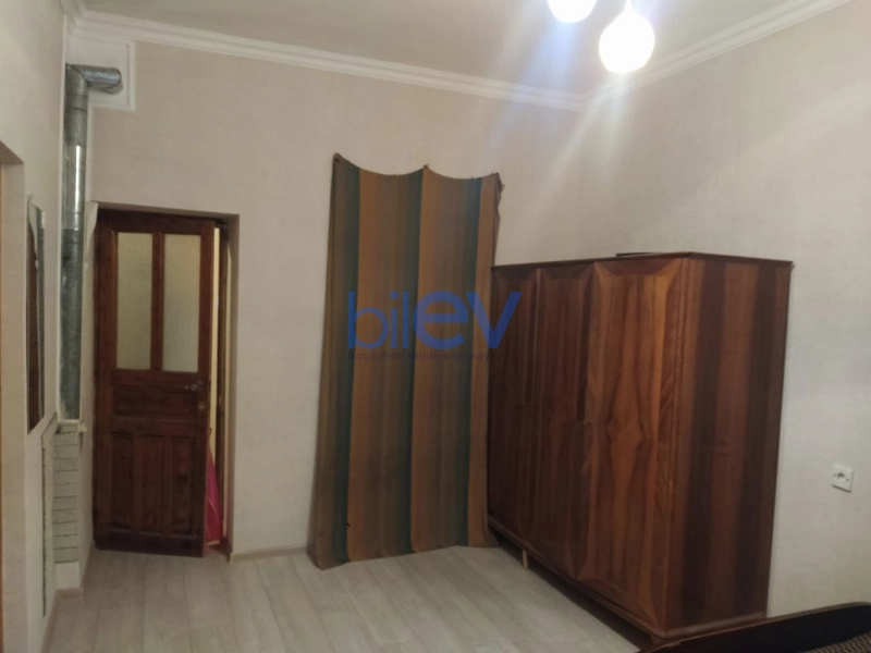 Aylıq Kirayə 2 otaqlı Köhnə Tikili bina evi  50m², Bakı