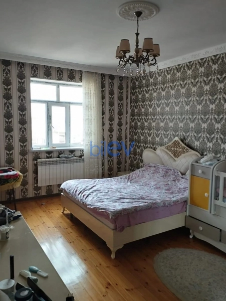 Satış 5 otaqlı Həyət evi  180m², Bakı
