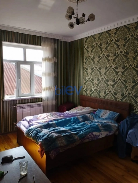 Satış 5 otaqlı Həyət evi  180m², Bakı