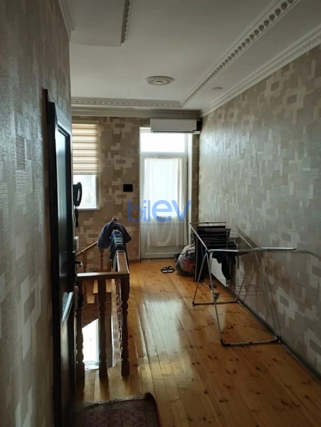 Satış 5 otaqlı Həyət evi  180m², Bakı
