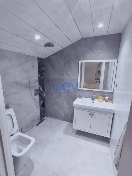 Satış 5 otaqlı Həyət evi  140m², Bakı