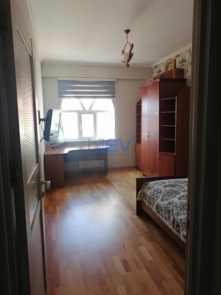 Satış 4 otaqlı Yeni Tikili bina evi  200m², Bakı