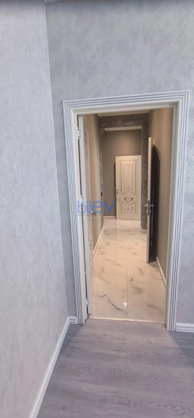 Satış 3 otaqlı Yeni Tikili bina evi  160m², Bakı