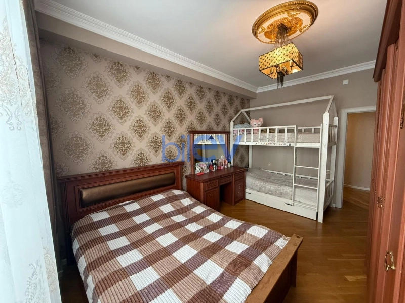 Satış 4 otaqlı Yeni Tikili bina evi  140m², Bakı