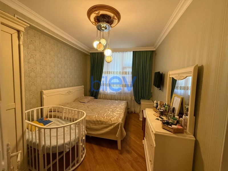 Satış 4 otaqlı Yeni Tikili bina evi  140m², Bakı
