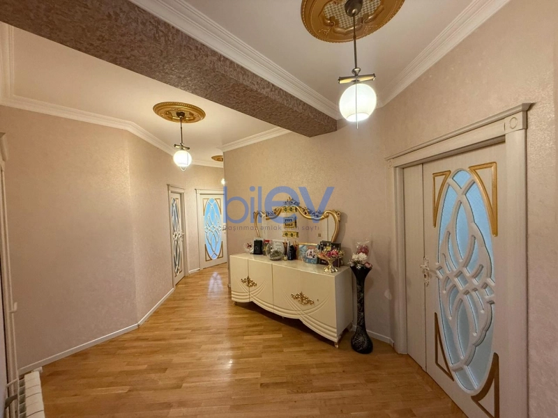 Satış 4 otaqlı Yeni Tikili bina evi  140m², Bakı