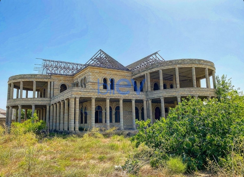 Satış 10 otaqlı Bağ evi  604m², Bakı