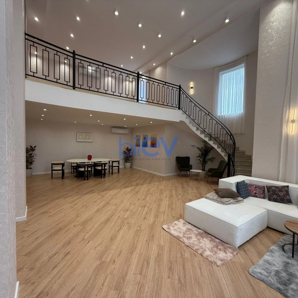 Satış 10 otaqlı Bağ evi  655m², Bakı