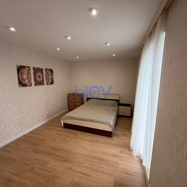 Satış 10 otaqlı Bağ evi  655m², Bakı