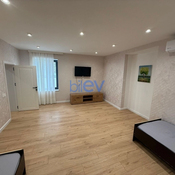 Satış 10 otaqlı Bağ evi  655m², Bakı