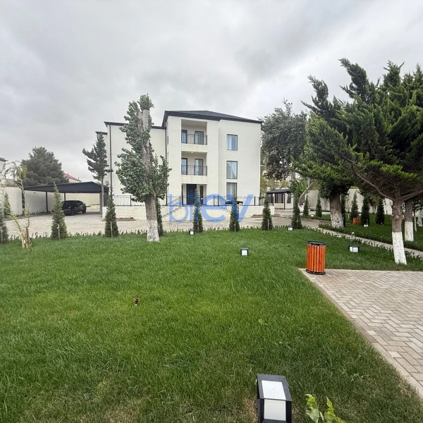 Satış 10 otaqlı Bağ evi  655m², Bakı