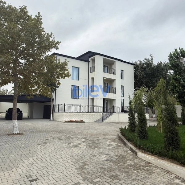 Satış 10 otaqlı Bağ evi  655m², Bakı