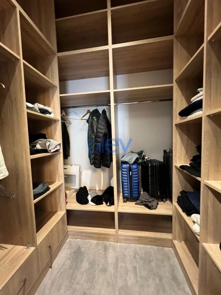 Satış 5 otaqlı Bağ evi  220m², Bakı