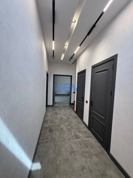 Satış 5 otaqlı Bağ evi  220m², Bakı
