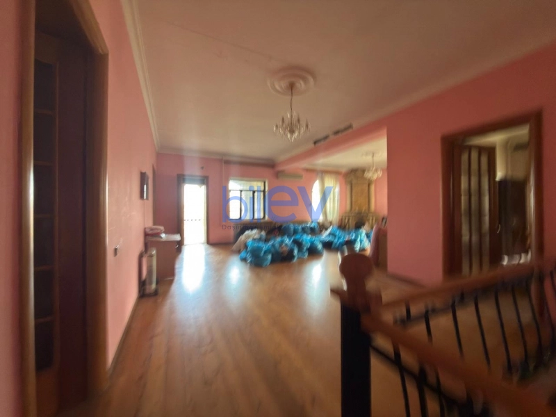 Satış 9 otaqlı Həyət evi  470m², Bakı