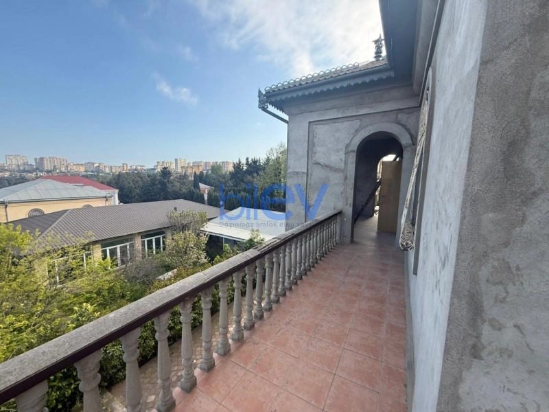 Satış 9 otaqlı Həyət evi  470m², Bakı
