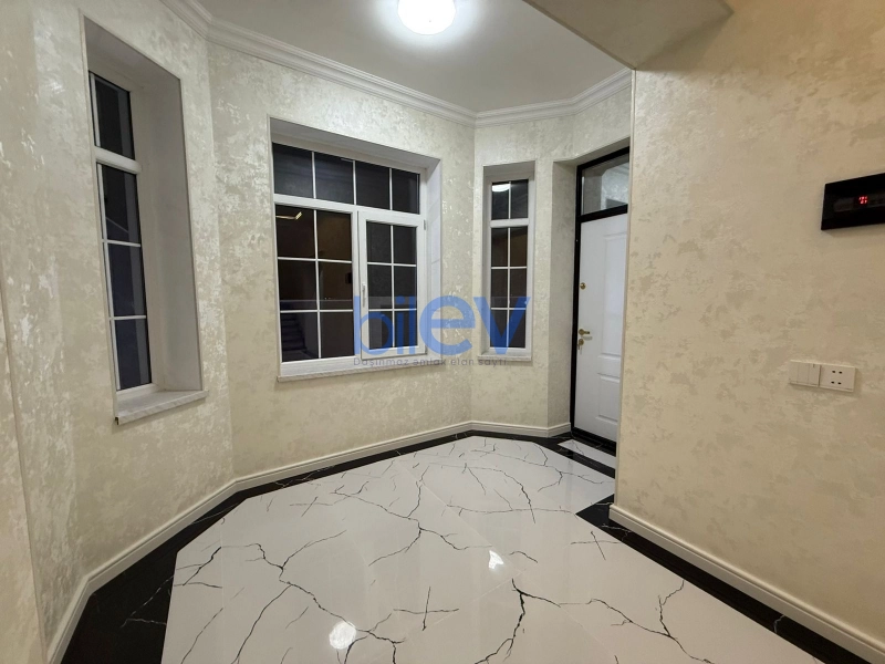 Satış 6 otaqlı Həyət evi  250m², Bakı