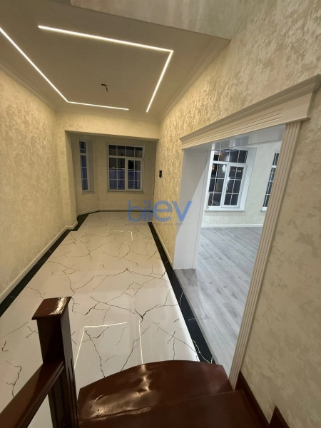 Satış 6 otaqlı Həyət evi  250m², Bakı