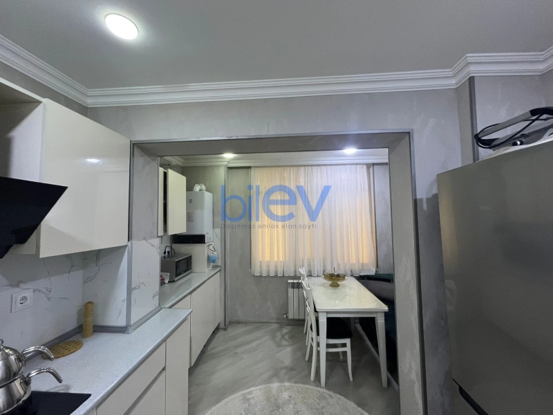 Satış 4 otaqlı Köhnə Tikili bina evi  100m², Bakı