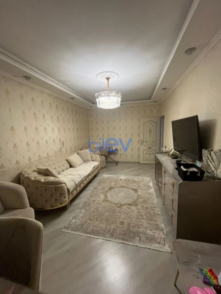 Satış 4 otaqlı Köhnə Tikili bina evi  100m², Bakı