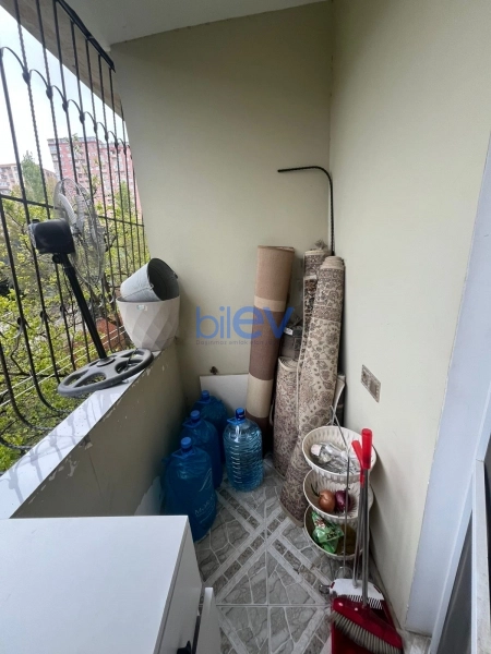 Satış 4 otaqlı Köhnə Tikili bina evi  100m², Bakı