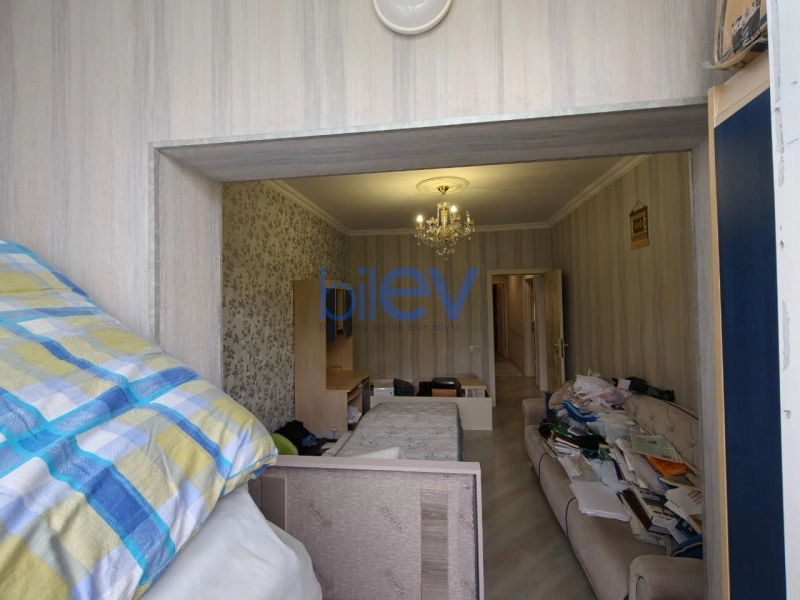 Satış 4 otaqlı Köhnə Tikili bina evi  100m², Bakı