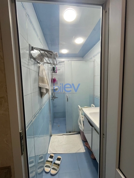 Satış 4 otaqlı Köhnə Tikili bina evi  100m², Bakı