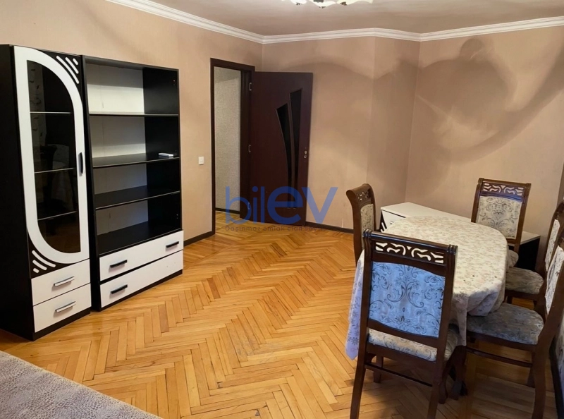 Aylıq Kirayə 2 otaqlı Köhnə Tikili bina evi  45m², Bakı