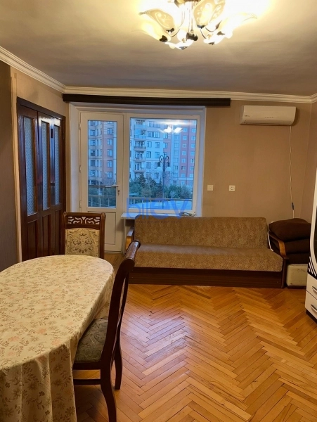Aylıq Kirayə 2 otaqlı Köhnə Tikili bina evi  45m², Bakı