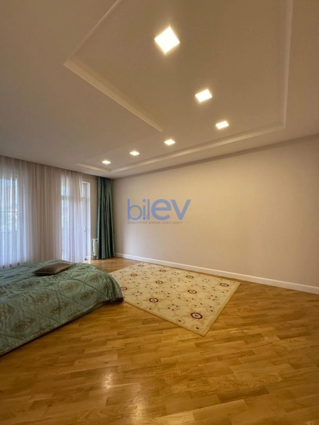 Satış 5 otaqlı Həyət evi  550m², Xırdalan