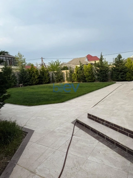 Satış 5 otaqlı Həyət evi  550m², Xırdalan