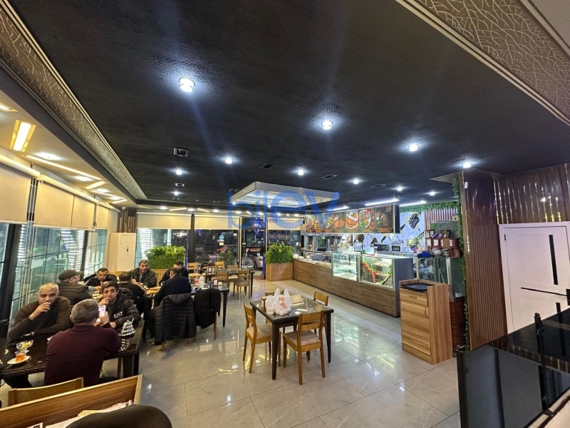 Satış 4 otaqlı Obyekt  310m², Bakı