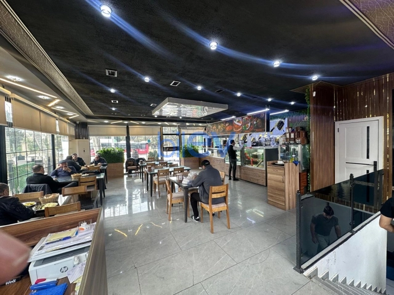 Satış 4 otaqlı Obyekt  310m², Bakı