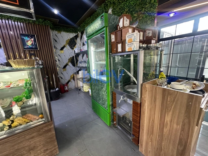 Satış 4 otaqlı Obyekt  310m², Bakı
