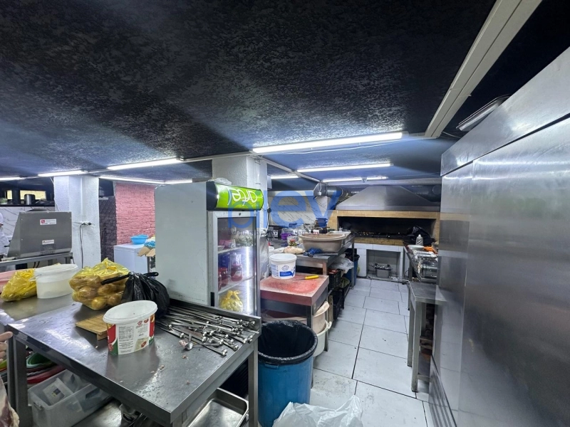Satış 4 otaqlı Obyekt  310m², Bakı