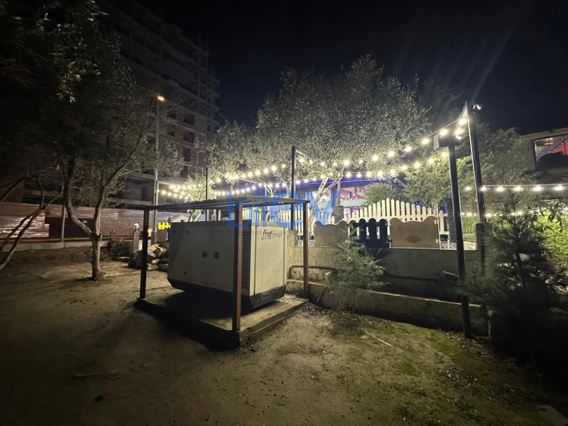 Satış 4 otaqlı Obyekt  310m², Bakı