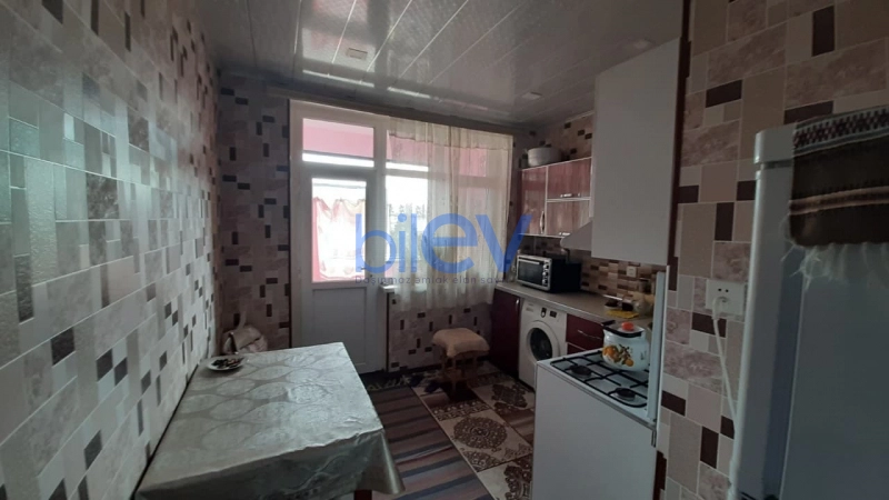Satış 5 otaqlı Köhnə Tikili bina evi  110m², Bakı