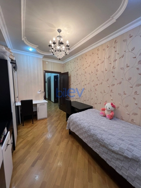 Satış 4 otaqlı Yeni Tikili bina evi  140m², Bakı