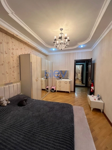Satış 4 otaqlı Yeni Tikili bina evi  140m², Bakı