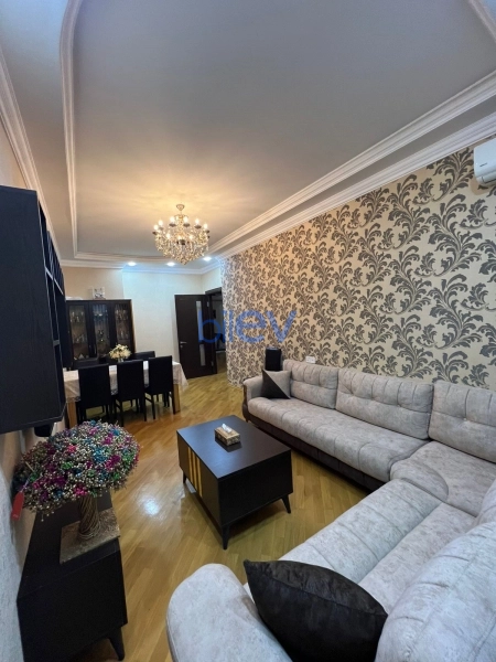 Satış 4 otaqlı Yeni Tikili bina evi  140m², Bakı