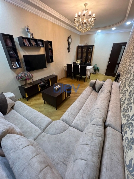 Satış 4 otaqlı Yeni Tikili bina evi  140m², Bakı